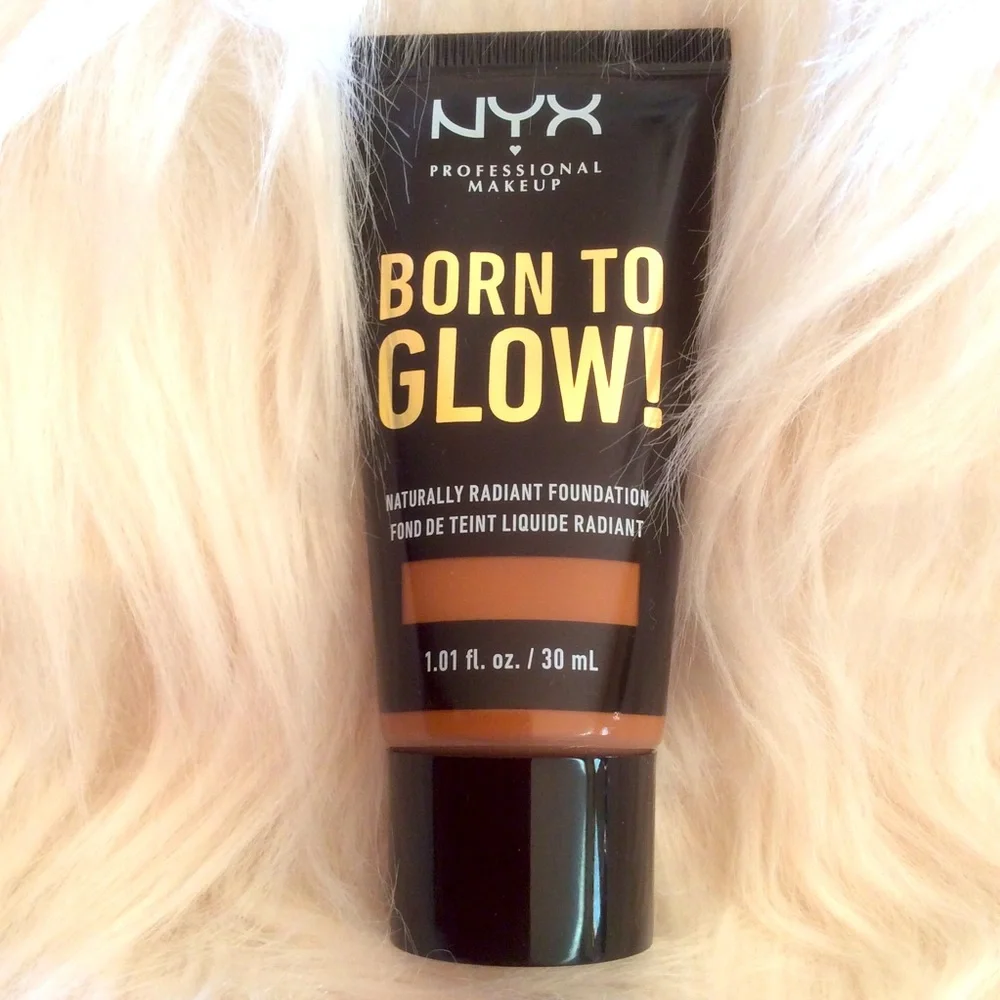 NWT NYX Born To Glow Foundation